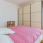 Cozy In With Wifi