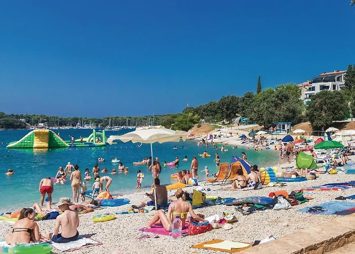 Apartman Cozy In With Wifi Pula