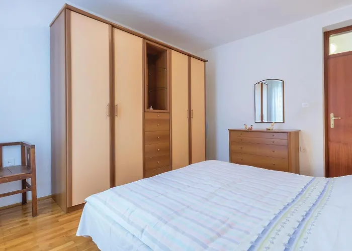 Cozy In With Wifi 아파트