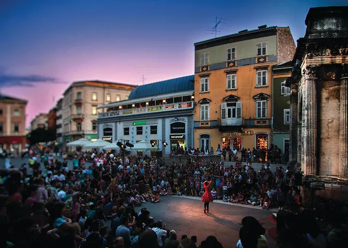 Cozy In With Wifi 아파트 풀라